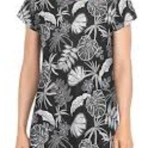 Women's Old Navy Tropical Pattern Fitted Crew Neck Tee Dress